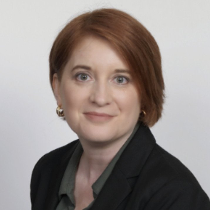 Justine Gamble headshot